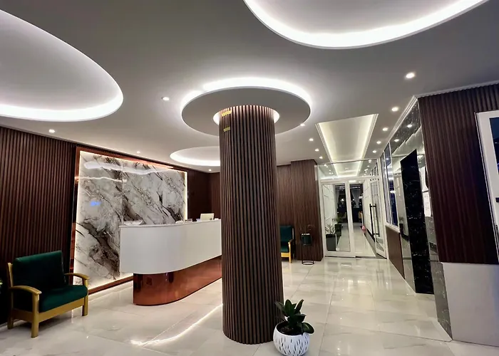 Hotel Ujvara Golem (Tirana)